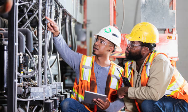 Best Local Electrician Companies  in Springfield, OH